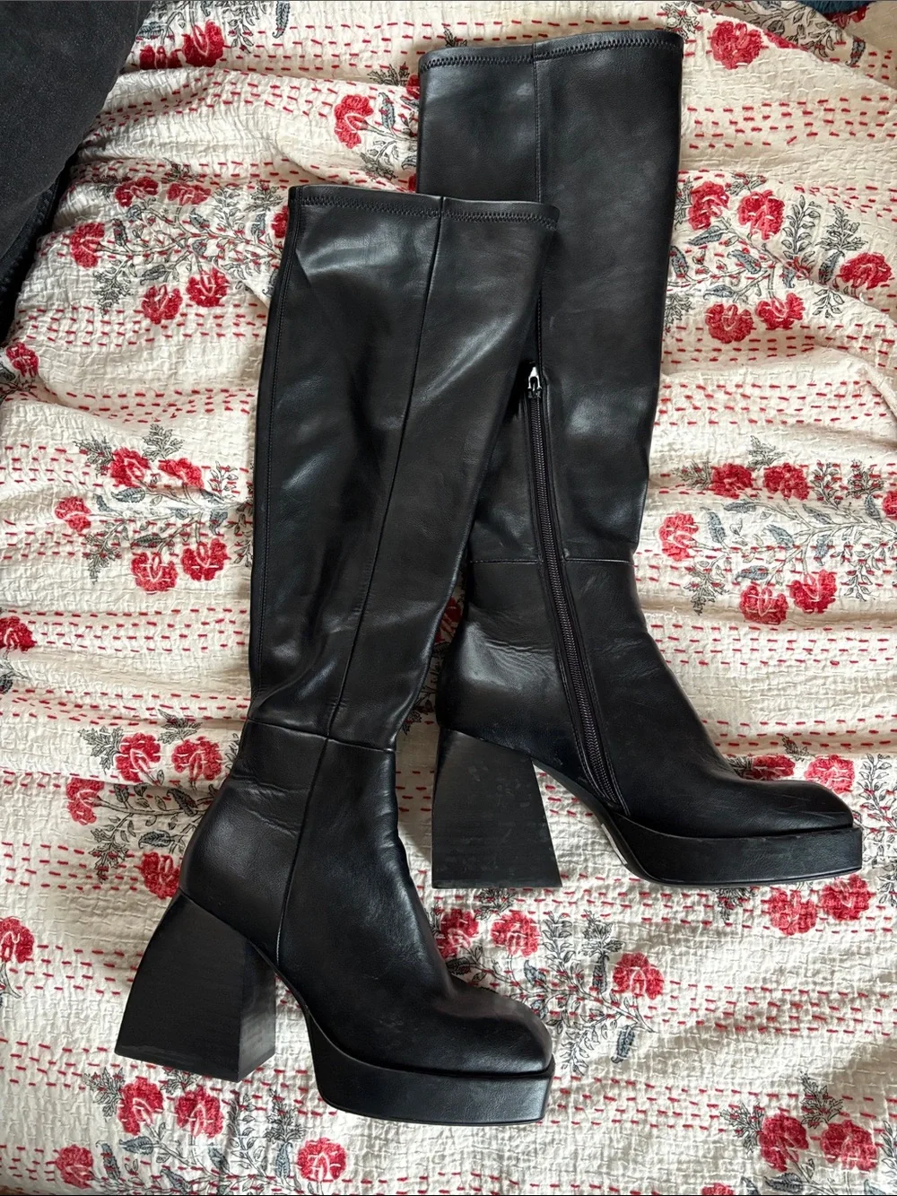 Jeffrey Campbell Dauphin Black Knee High Boots Size 8